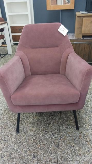 Fauteuil beschikbaar voor biedingen