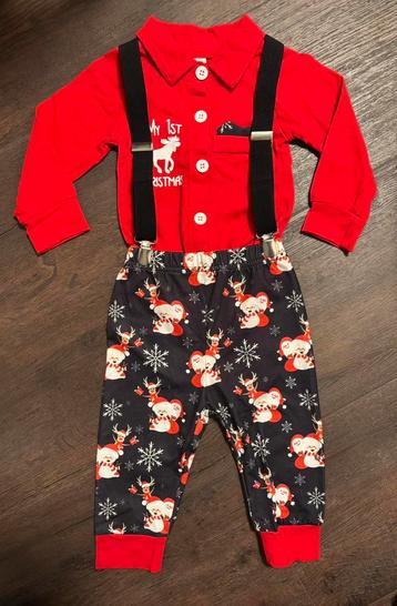 Baby’s eerste kerst pakje 9-12 maanden beschikbaar voor biedingen