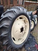 Tractorbanden set International/Cormick 12.4 R32 & 6.50 R16, Ophalen of Verzenden