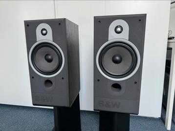 B&W DM 560 speakers bass reflex