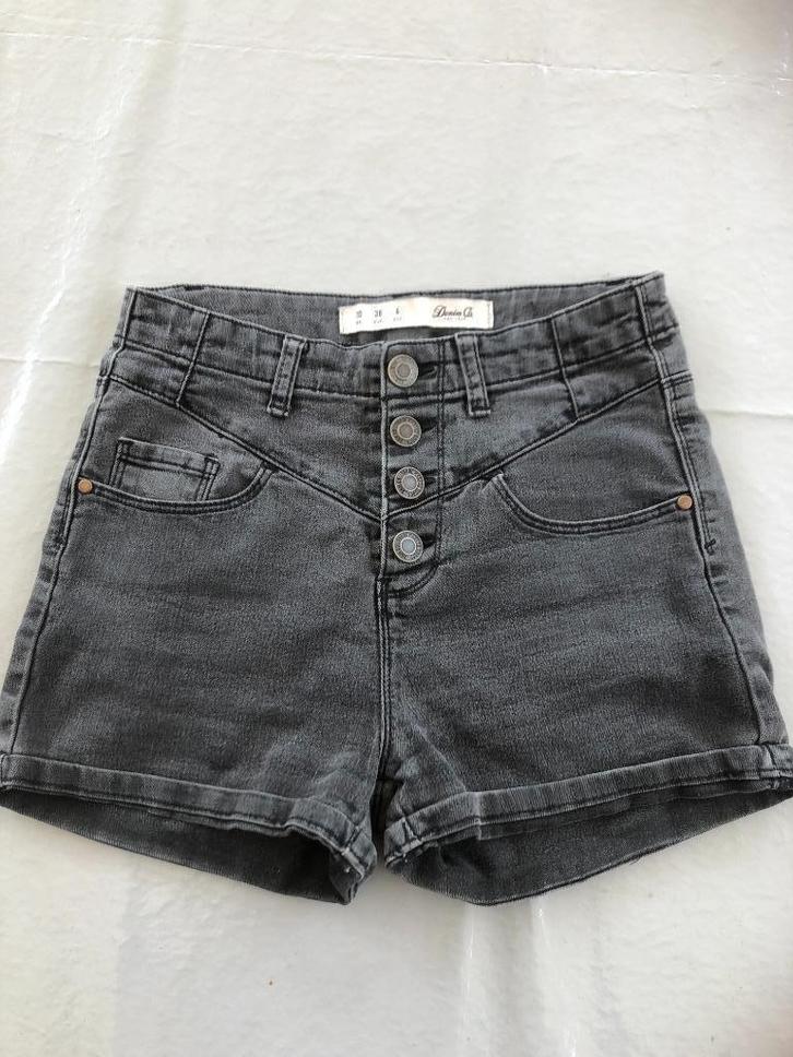 Korte broek zwart spijkerstof mt 38 Denim & Co, Kleding | Dames, Broeken en Pantalons, Zo goed als nieuw, Maat 34 (XS) of kleiner