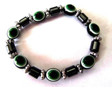 Mooie boze oog groene Murano glas armband beschikbaar voor biedingen
