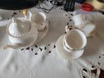 Theeservies wit met goud (beschadigd), Ophalen
