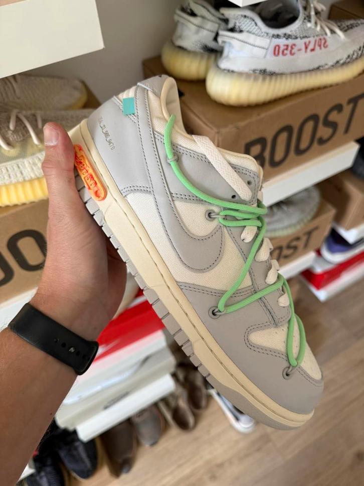 Nike Dunk Low Off-White Lot 26 size 44, Kleding | Dames, Schoenen, Nieuw, Sneakers of Gympen, Grijs, Ophalen of Verzenden