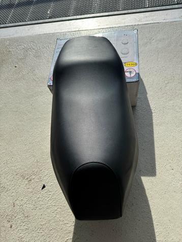 Malaguti Phantom F12 buddy seat beschikbaar voor biedingen