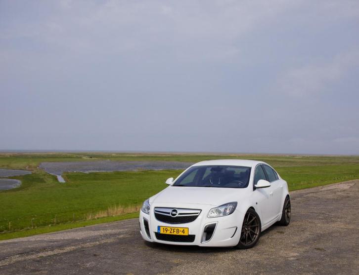Opel Insignia 2.8 Turbo 239KW 4-DRS 4X4 2009 Wit, Auto's, Opel, Particulier, Insignia, 4x4, Adaptieve lichten, Airbags, Alarm