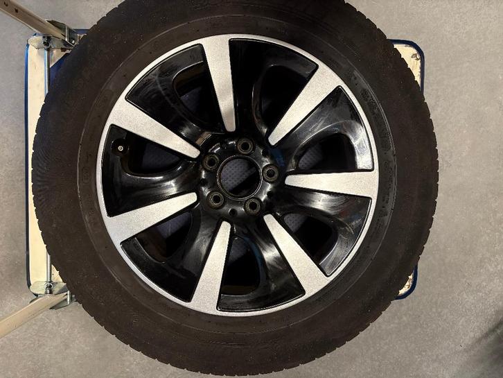 4 lichtmetalen wielen Mercedes GLK 17" met zomerbanden, Auto-onderdelen, Banden en Velgen, Velg(en), Zomerbanden, 17 inch, 235 mm
