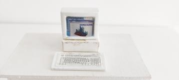 Poppenhuis PC computer desktop Dora Kuhn beschikbaar voor biedingen