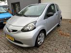 Toyota Aygo 1.0-12V / NIEUWE APK / NAP /, Auto's, Toyota, Voorwielaandrijving, Stof, Gebruikt, Zwart