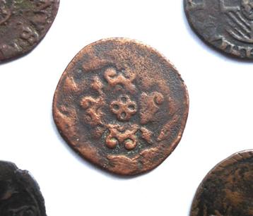 Nederland lot met 5 x korte 16e eeuw (incl. Gelders kruisje) beschikbaar voor biedingen