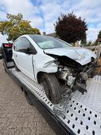 Volkswagen Up! 1.0 take up! BlueMotion " ZO INGERUILD MET VO, Voorwielaandrijving, Euro 5, Stof, Gebruikt