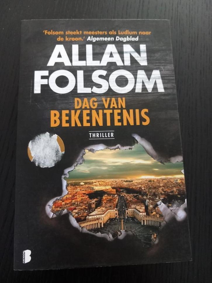 Dag van bekentenis - Allan Folsom, Boeken, Thrillers, Zo goed als nieuw, Amerika, Ophalen of Verzenden