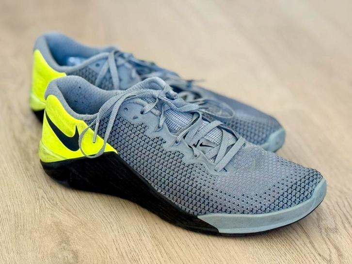 Nike metcon - heren - maat 44, Sport en Fitness, Loopsport en Atletiek, Zo goed als nieuw, Overige typen, Nike, Ophalen of Verzenden