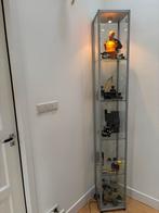 Slanke Vitrinekast aluminum met Verlichting, Ophalen, 50 tot 100 cm, Zo goed als nieuw, 150 tot 200 cm