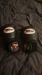 Twins bokshandschoenen, Ophalen, Overige, Vechtsportmateriaal, Zo goed als nieuw