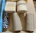 2 natuurlijke Bijenwas kaarsen, 5 x 10 cm., nieuw in doosje, Overige materialen, Beige, Nieuw, Ophalen of Verzenden