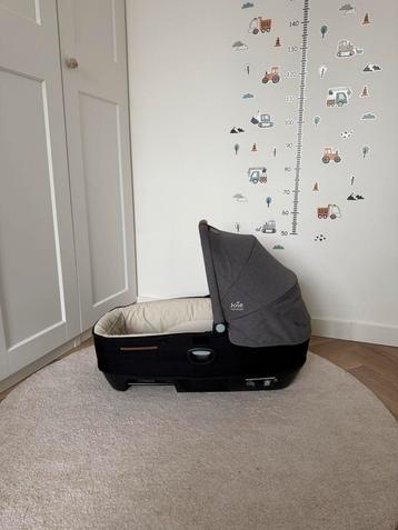 Jolie Reiswieg (ZGAN) incl ISOFIX autobase! beschikbaar voor biedingen