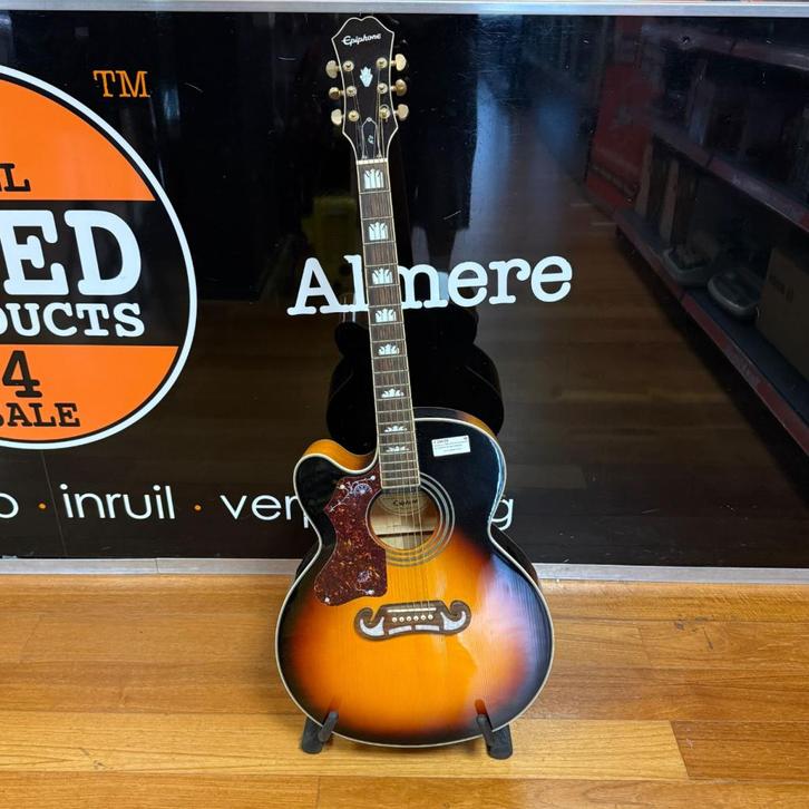 Epiphone J-200 EC Studio Left Handed (EJ-200SCE), Vintage Su, Muziek en Instrumenten, Snaarinstrumenten | Gitaren | Akoestisch
