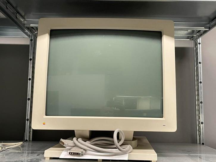 Apple Two-Page Monochrome Monitor - M1025 Vintage, Computers en Software, Monitoren, Gebruikt, 60 Hz of minder, Draaibaar, Kantelbaar
