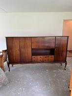 Grote vintage dressoirkast – klassiek design, Huis en Inrichting, Ophalen, Met deur(en), Zo goed als nieuw, 200 cm of meer