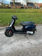 Vespa s50 2takt 2009 brom super netjes, Ophalen of Verzenden, Zo goed als nieuw, Benzine