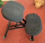 Stokke Varier kniestoel stoel kruk massage stoeltje zwart, Huis en Inrichting, Stoelen, Ophalen, Gebruikt, Zwart, Eén