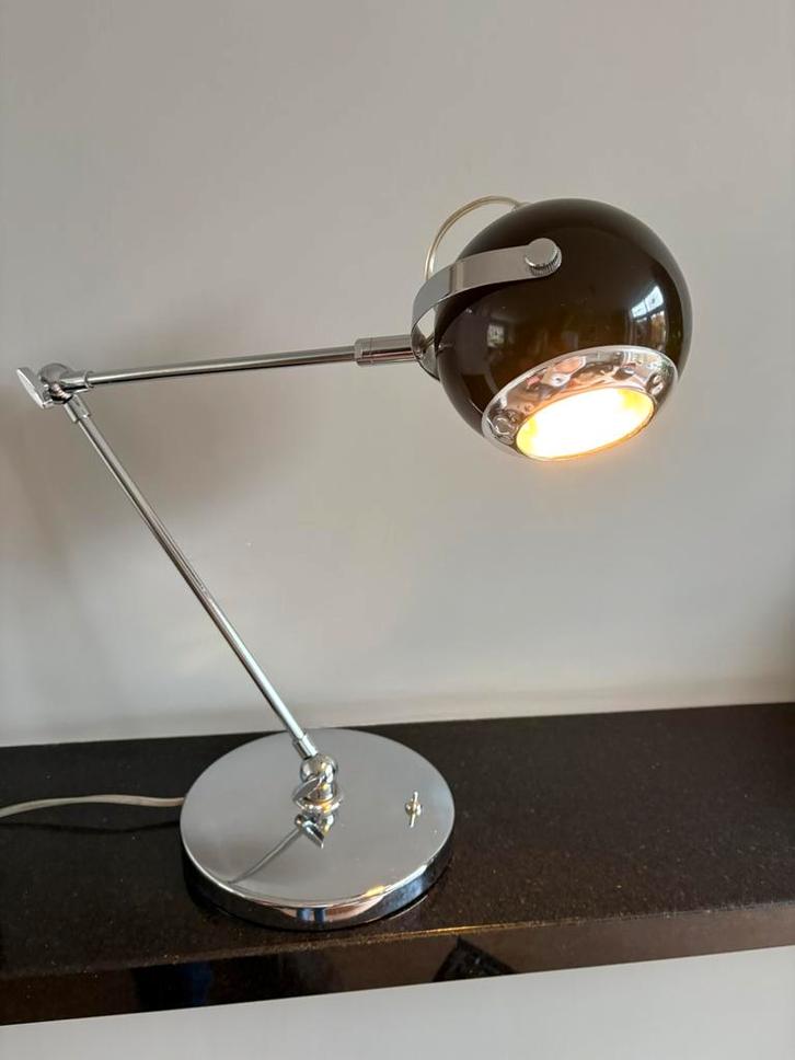 Leitmotive space age eyeball bureaulamp, Huis en Inrichting, Lampen | Tafellampen, Gebruikt, Minder dan 50 cm, Kunststof, Metaal