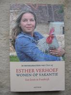 Esther Verhoef - Wonen op vakantie, Boeken, Ophalen of Verzenden, Gelezen, Esther Verhoef, Nederland