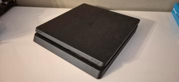 Playstation 4 Slim inclusief controller beschikbaar voor biedingen