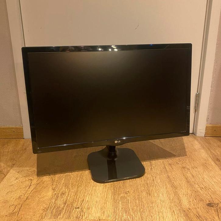 LG 24M47VQ-P Monitor ( DEFECT ), Computers en Software, Monitoren, Gebruikt, 60 Hz of minder, DVI, HDMI, VGA, Gaming, Hoofdtelefoonaansluiting