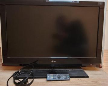 LG 37 inch TV beschikbaar voor biedingen