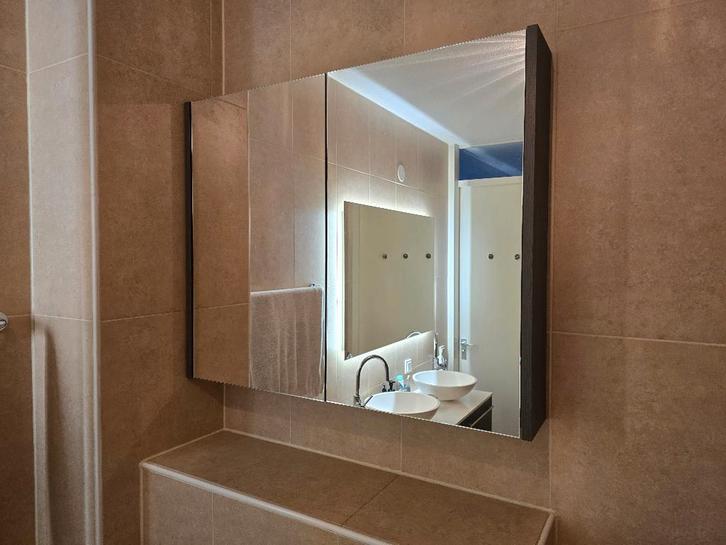 Spiegelkast badkamer 90x74 cm, Huis en Inrichting, Badkamer | Badkamermeubels, Zo goed als nieuw, Spiegelkast, Minder dan 100 cm