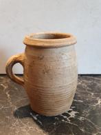 Puntgave bierkan Steengoed bodemvondst, Antiek en Kunst, Antiek | Keramiek en Aardewerk, Ophalen of Verzenden