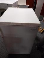 Kleine tafelmodel koelkast met vriesvak, Witgoed en Apparatuur, Vriezers en Diepvrieskisten, Vrieskast, Gebruikt, Minder dan 85 cm