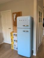 SMEG koelkast, Witgoed en Apparatuur, 60 cm of meer, Met vriesvak, 200 liter of meer, Zo goed als nieuw