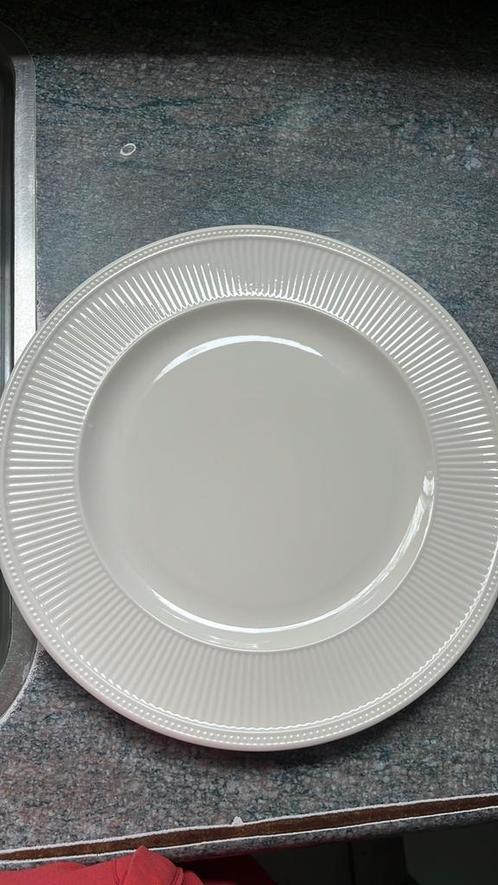 Wedgwood Windsor gebaksbord/onderbord 31cm, Huis en Inrichting, Keuken | Servies, Nieuw, Bord(en), Wedgwood, Porselein, Ophalen of Verzenden
