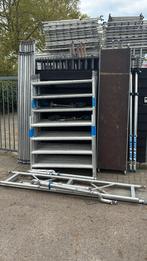 Nette ASC rolsteiger werkhoogte 10.2 meter zeer compleet, Doe-het-zelf en Verbouw, Steigers, Ophalen, Zo goed als nieuw, Rolsteiger of Kamersteiger