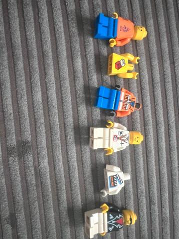 Lego minifiguren onderdelen, vintage en gevarieerd beschikbaar voor biedingen
