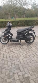 Kymco super 8 zonder kenteken, Fietsen en Brommers, Scooters | Kymco, Ophalen of Verzenden, Gebruikt, Benzine, Super 8