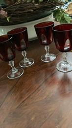 4 oude glaasjes, Ophalen of Verzenden, Zo goed als nieuw, Borrel- of Shotglas