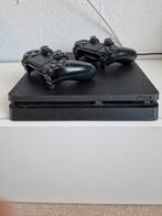 Playstation 4+ 2controllers +gas/rem/stuur +gratis headset, Spelcomputers en Games, Spelcomputers | Sony PlayStation 4, Nieuw