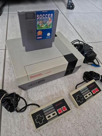 Nintendo nes met spel beschikbaar voor biedingen
