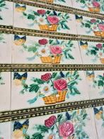 36 Art nouveau wandtegels vlinders en bloemen in relief