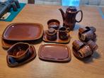 Vintage Bruin Servies - Koffiekan, Kopjes, Schalen, Ophalen