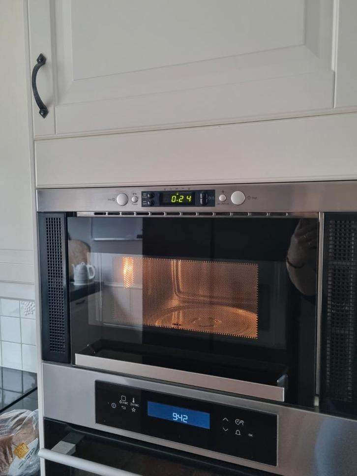 Nette Whirlpool Inbouw Magnetron + Accessoires, Witgoed en Apparatuur, Magnetrons, Gebruikt, Inbouw, Magnetron, 45 tot 60 cm, Draaiplateau