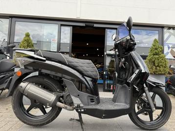 Kymco People`s 25 km 4T beschikbaar voor biedingen