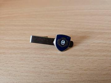 Pin speld stropdasklem met (vermoedelijk) zeevaart logo beschikbaar voor biedingen