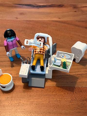 Playmobil tandarts 70198 beschikbaar voor biedingen