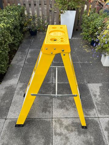 Fiberglas trap - 1.06m - 150kg max beschikbaar voor biedingen