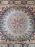 Handgeknoopt Perzisch wol tapijt Isfahan medallion 104x155cm, Overige kleuren, Perzisch vintage oosters HYPE, 100 tot 150 cm, 150 tot 200 cm